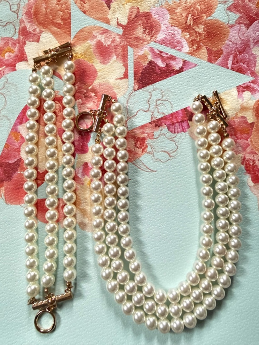 Lulu's White Pearl Multi-Strand Necklace and Bracelet Set with Gold Hardware